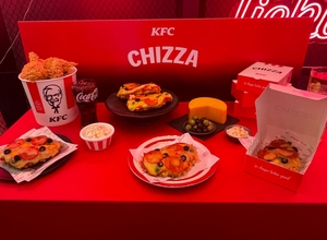 ‘켄치짜’ 꺼내든 KFC, 끝나지 않은 ‘피자＋치킨’ 실험