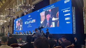 전주시, 비엔나 세계도시정상회의 시장포럼 참석 위상 제고...노인 일자리 안전 교육 혁신