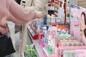 다이소, 뷰티업계 ‘동생 브랜드’ 데뷔무대 역할 ‘톡톡’