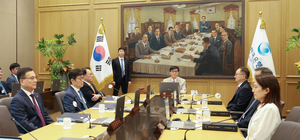 한은 “가계부채 확대…금융안정 유의해 통화정책 운용”
