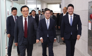 김진경 경기도의회 의장, “후반기 1년은 변화와 실천의 길...협치로 꽃피운다”