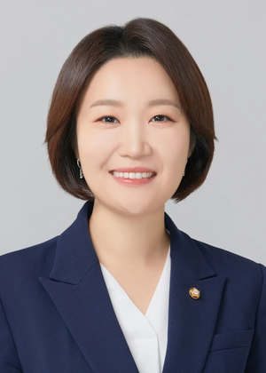 세제개편안 비판, 전기요금 인상 주장…‘기후에너지 전문가’ 이소영, 민주당 내 존재감 부각