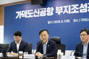 “工期·예산은 핑계”…가덕도신공항 ‘낙동강 오리알’ 되나