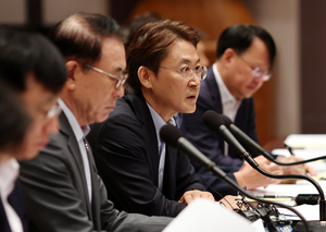 금융위, 내일 석유화학 채권은행 소집...금융대응방안 논의