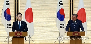 李대통령, 이시바 총리와 113분간 회담…“‘한미일 협력 강화’ 선순환 만들자”