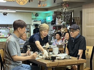 허영만·정재환, 세종行…‘백반기행’서 숨은 맛집 공개