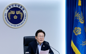 李대통령, 포스코이앤씨에 “건설면허 취소까지 검토”…휴가 중 긴급 지시