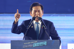 ‘초강성’ 여당 대표 정청래號 출범…정국 급랭
