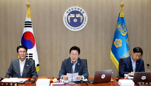 李 대통령 “‘목숨보다 돈’ 관행 끊자…후진국형 산재 공화국 탈출”