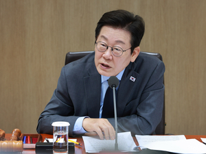 李 대통령, 도로공사 ‘직격’…“청소 안하고 말도 안 들어”