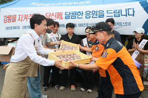 김진태 지사, 강릉 가뭄 피해 지역 방문…소상공인 선제적 지원 약속