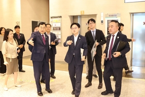 김정관 산업부 장관, 경주서 APEC 경제인행사 준비 점검