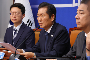정청래, ‘무인기 의혹’ 尹 소환통보 특검에 “끝까지 파헤쳐야”