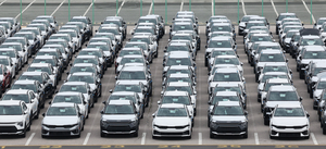 美, 일본 車관세 15%로 인하…한국차가 일본차보다 비싸진다