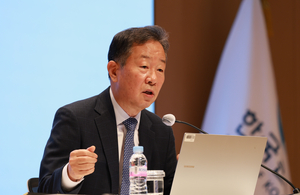 황건일 금통위원 “금리 인하 10월, 11월 중 고민…지금은 금융안정 초점”