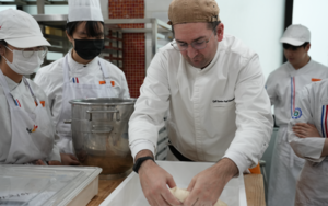 ‘몬디알 뒤 팡’ 우승자와 특수빵 실습… 한호전, 유럽식 발효 공정으로 역량 강화