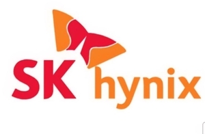 [특징주] SK하이닉스, 장중 또 사상 최고가 경신…AI 반도체 랠리 이어가