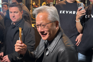 젠슨황 엔비디아 CEO “내일 이재명 대통령 만나 놀랄만한 소식 알릴 것”…‘AI 깜짝선물’ 기대감