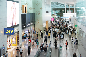 [속보] 신세계면세점, 인천공항 DF2 사업 철수 “시내면세·DF4 역량 집중”