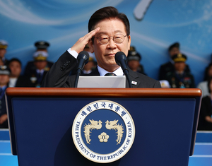 李 대통령 “전작권 회복·자주 국방…불법 계엄 청산”