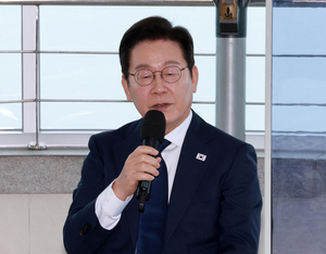 李대통령, 공무원 사망 애도…“근무 여건 개선해야”