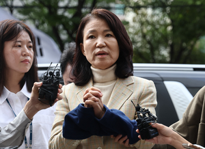 체포적부심사 출석한 이진숙 “자유민주주의도 구금됐다”