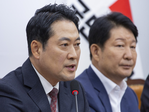 규제 3연타에 들끓는 여의도…野 “주택 완박”, 與 “시장 안정화”