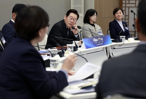 李 대통령, 첨단바이오 규제혁신 시사…CGT 기업 ‘저성장 탈출’ 발판될까