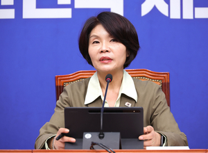 보유세 논란 진화 나선 민주당…“재건축·재개발로 공급 늘린다”