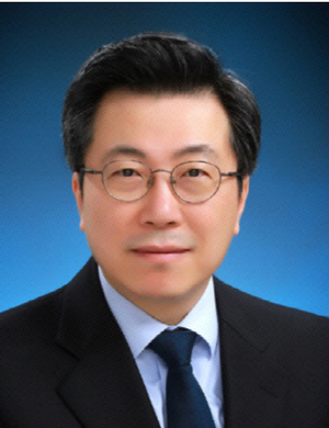 [이슈&인사이트] 소상공인, 내수둔화 시대의 생존 해법은