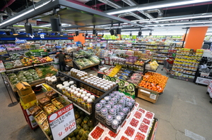 식자재마트 규제 논의에…한국식자재유통협회 ‘반발’