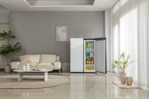 풀무원, 에너지효율 1등급 소형 스탠드형 김치냉장고 출시