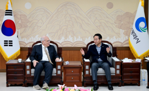 유정복, 존스홉킨스대 글로벌 생명공학 교수진 접견...한-미 혁신기술 산업화 방안 모색