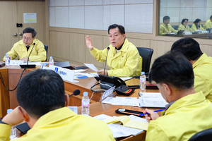 이재준 수원시장 “내 집·점포 앞 눈 쓸기, 적극적으로 홍보하라” 지시