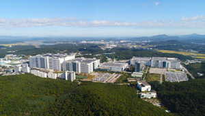 불황 속 선방 K-디스플레이, 내년 ‘OLED 초격차’ 가속페달