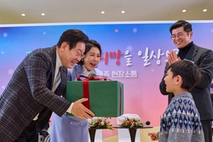 李대통령 성탄절 인사…“국민 일상에 온기·희망 닿도록 최선”