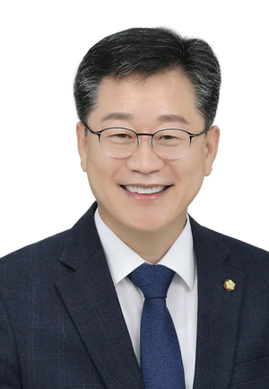 안호영 “김성환 장관 ‘용인 반도체 지방 이전’ 환영…국힘 반대 맞서 싸울 것”