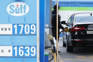국제유가 약세에…주유소 기름값 3주 연속 내려