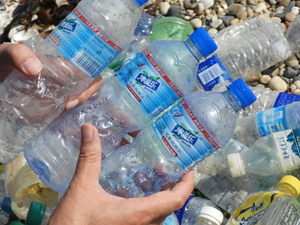 [환경포커스] 양쯔강에서만 연 5200조개 미세플라스틱 유출…“해결하려면 한·중·일 협력해야”