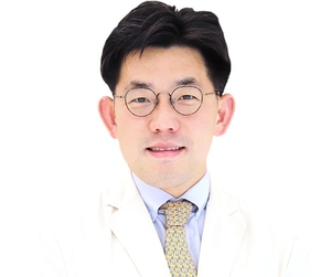 [전문의 칼럼] 청소년 흡연, 전자담배의 폐해 크다