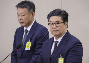 홈플러스, 대주주 회장 구속 피했지만…직원은 임금체불 ‘부글’