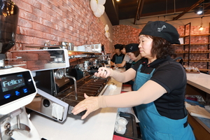 [기획]생애주기 맞춤 복지로 ‘행복한 예천’을 설계하다