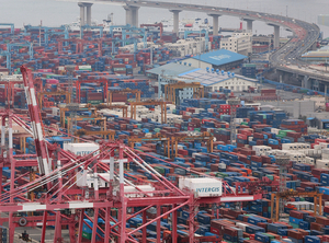 작년 수출 첫 7000억달러 시대…반도체 비중 25%로 견인