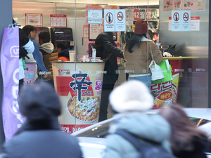대형 스포츠 행사만 4개…‘성장 정체’ 편의점 돌파구 될까？