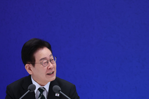 李 대통령 한 마디에 부동산 시장 ‘들썩’…장기보유 혜택 축소·다주택 양도세 감면 폐지 ‘초읽기’