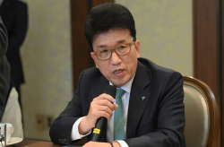 침묵 끝, 직접 나선 함영주...하나금융지주 ‘ROE·코인’ 직진 선언