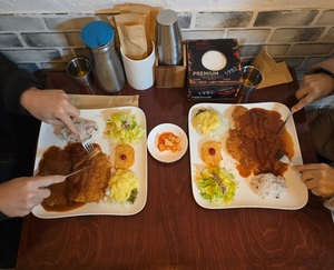 칠곡군, 골목에서 피어난 ‘돈가스 성지’… 입소문으로 쌓은 10년의 내공