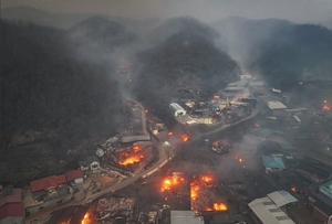지난해 경북 대형 산불…대기오염으로 주민 건강도 크게 손상 가능성