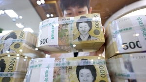 “가계대출 다시 불었다”...은행 규제 틈새, 2금융권으로 이동