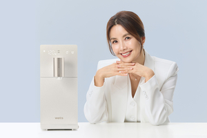 교원 웰스, 브랜드 앰배서더로 배우 신애라 발탁